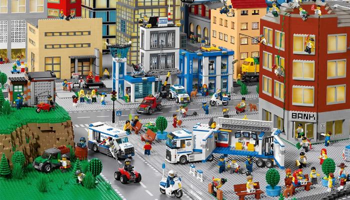 Конструктор LEGO: полезная игрушка для детей и взрослых