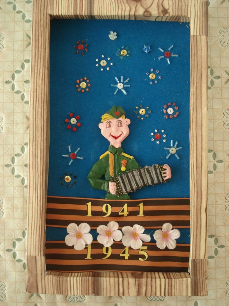 Оригинальная поделка на 23
