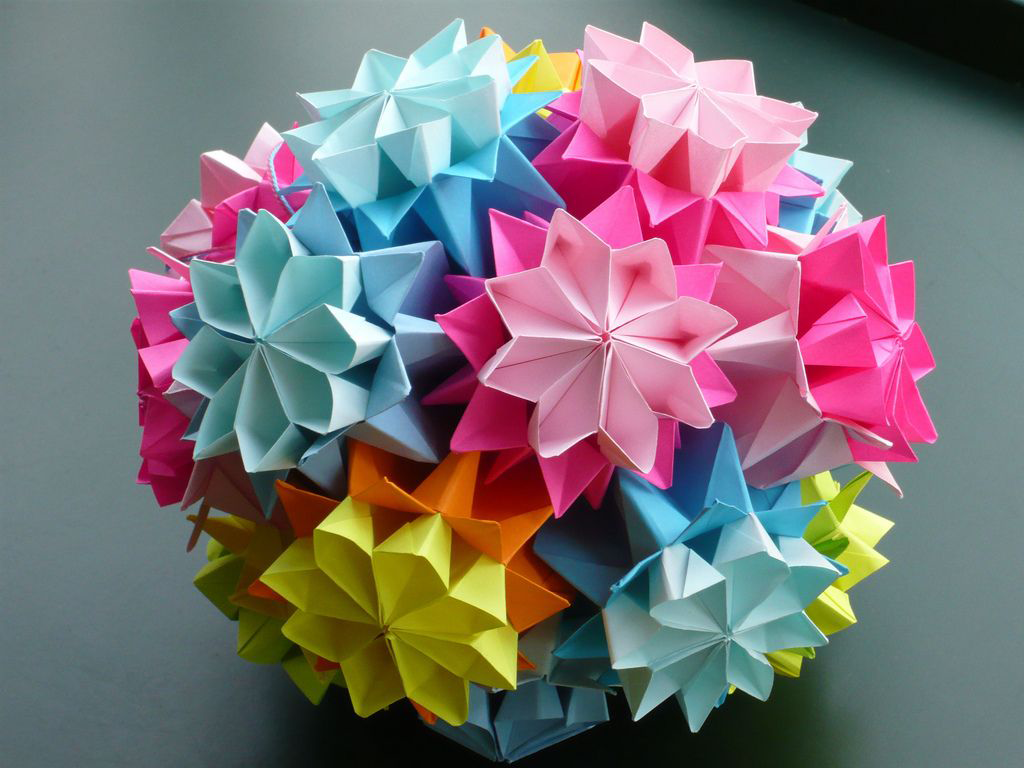 Поделки из бумаги и декоративное оригами фото