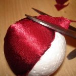 . Можно использовать прямоугольник, а края срезать. Но эта форма при раскрое экономичнее. Меньше расход материала.
