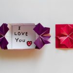 Техника оригами конверта на фото с сюрпризом