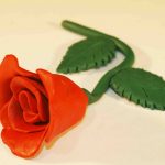 Идея создания розы из пластилина