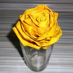 Роза из осенних листьев