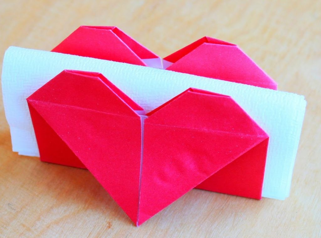 Валентинка оригами салфетница