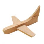 Деревянный игрушечный самолёт