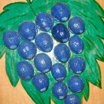 Детская поделка из скорлупы
