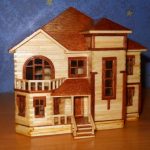 Домик из фанеры и спичек