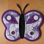 Фиолетовая бабочка - прихватка