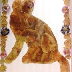 Кот из листьев