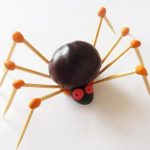 Паучок из спичек