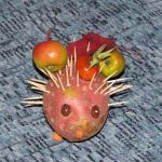 Ёжик из продуктов