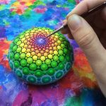Разукрашивание камней