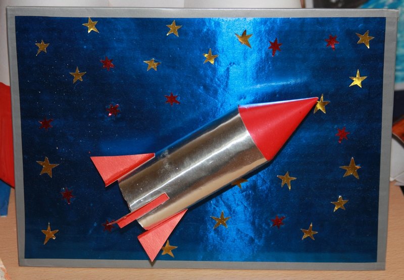Простые поделки для малышей в детский сад на День Космонавтики